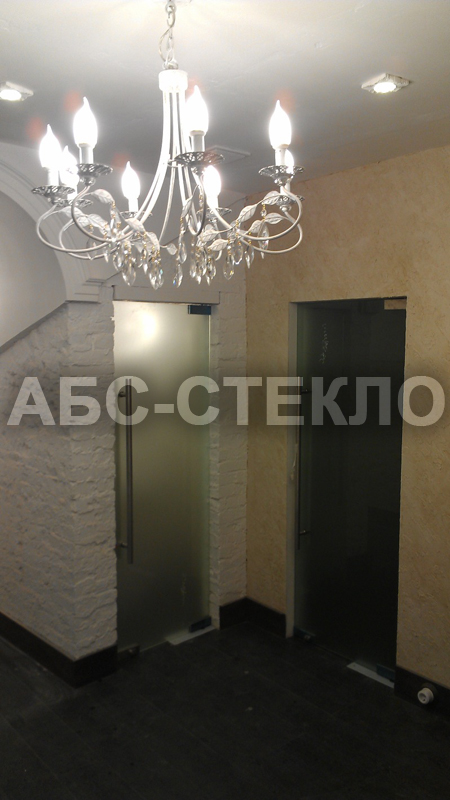 Стеклянные двери в  ЦАО  (Якиманка ул.)