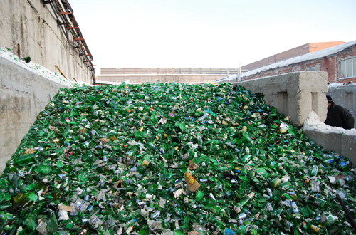 В Хабаровске и Благовещенске прошли городские субботники.
