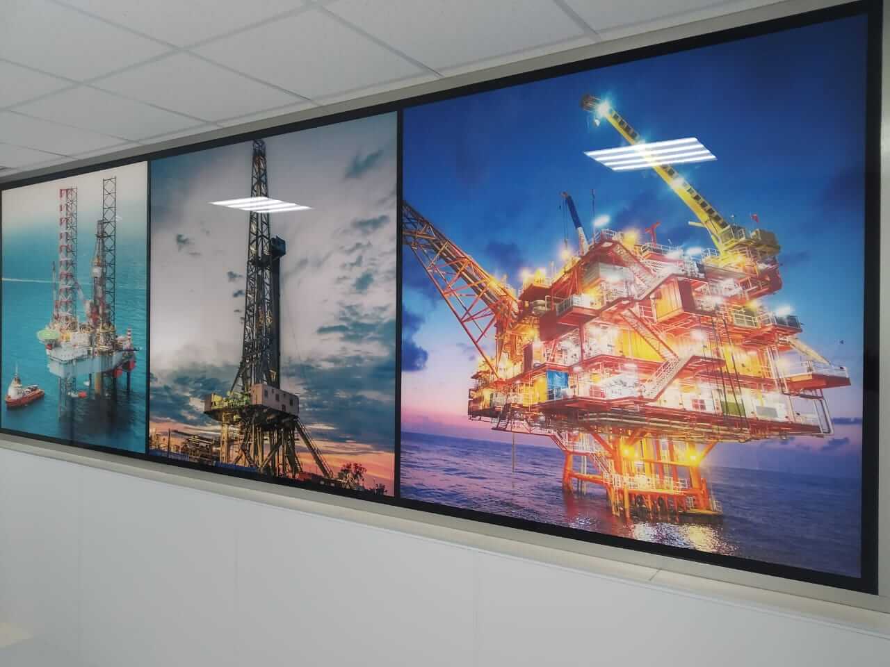 Наши работы: двери, душевые,зеркала.