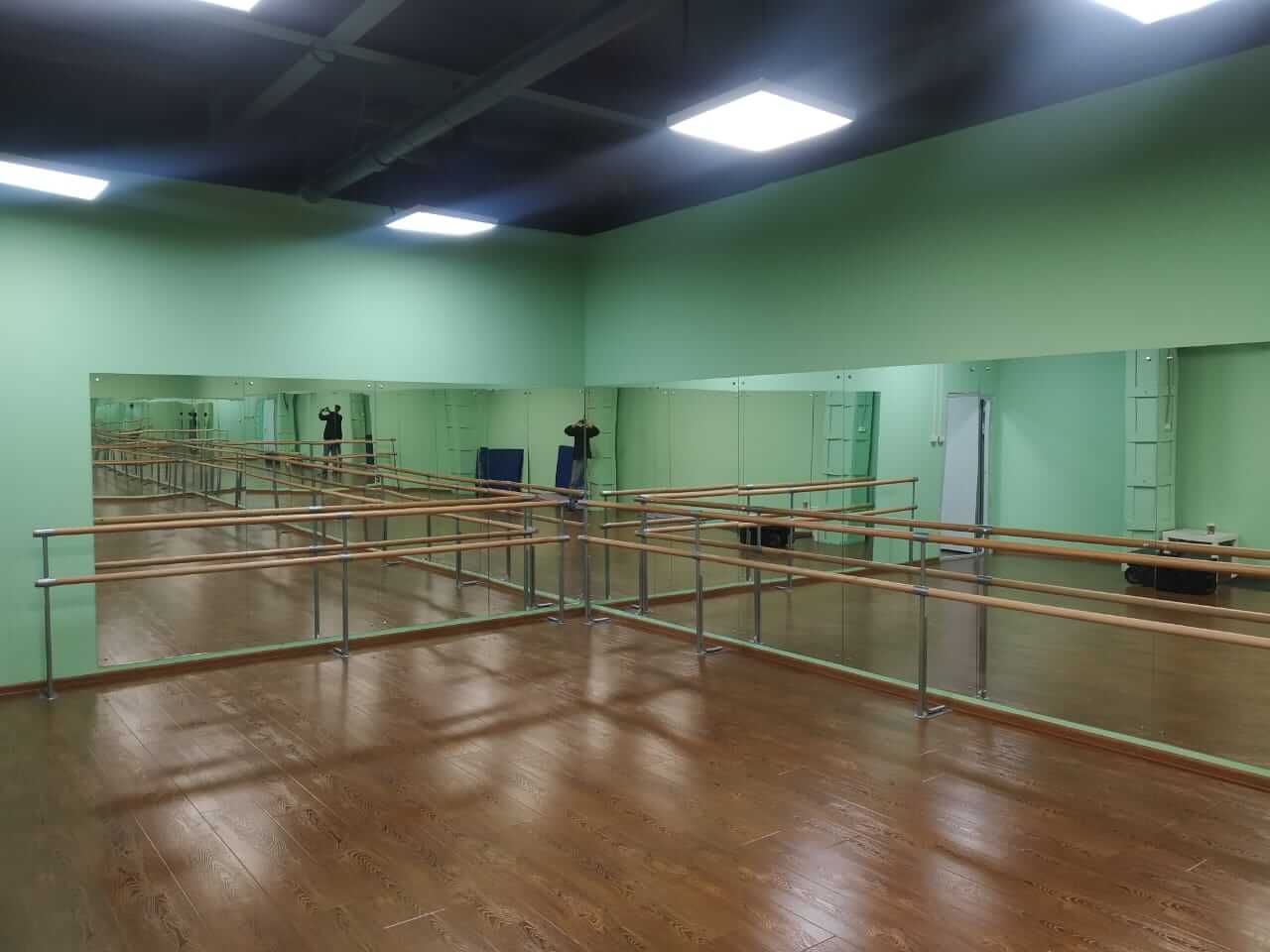 Зеркала для спортклуба