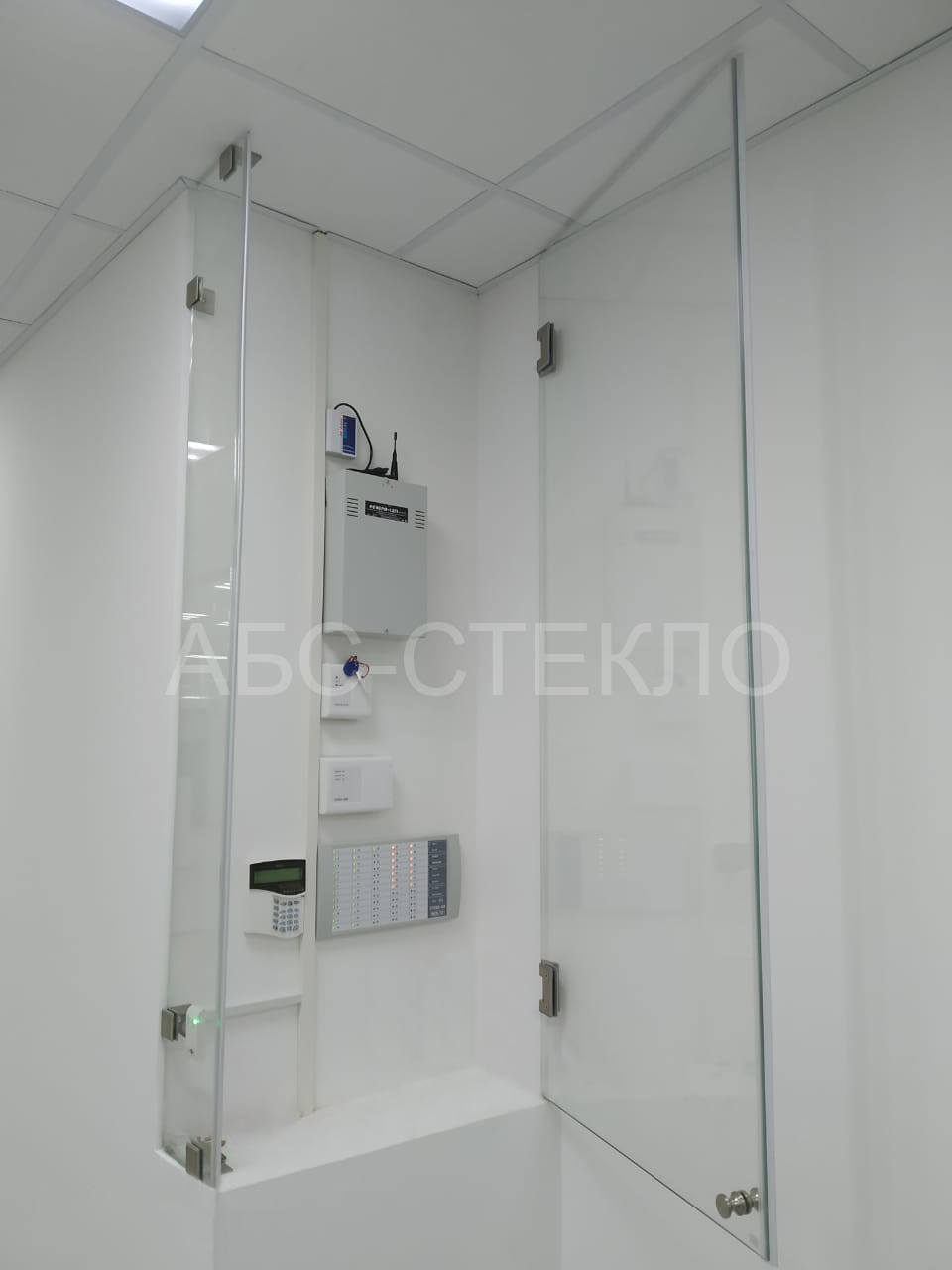 Наши работы: Установка перегородок в торговом центре после перепрофилирования