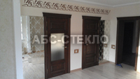 Наши работы: двери, душевые,зеркала.