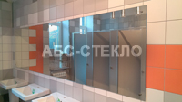 Наши работы: двери, душевые,зеркала.